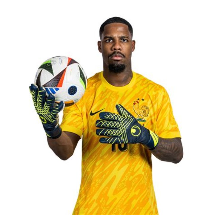 Maignan 'My left wing is hit, but my return...' Football Italia